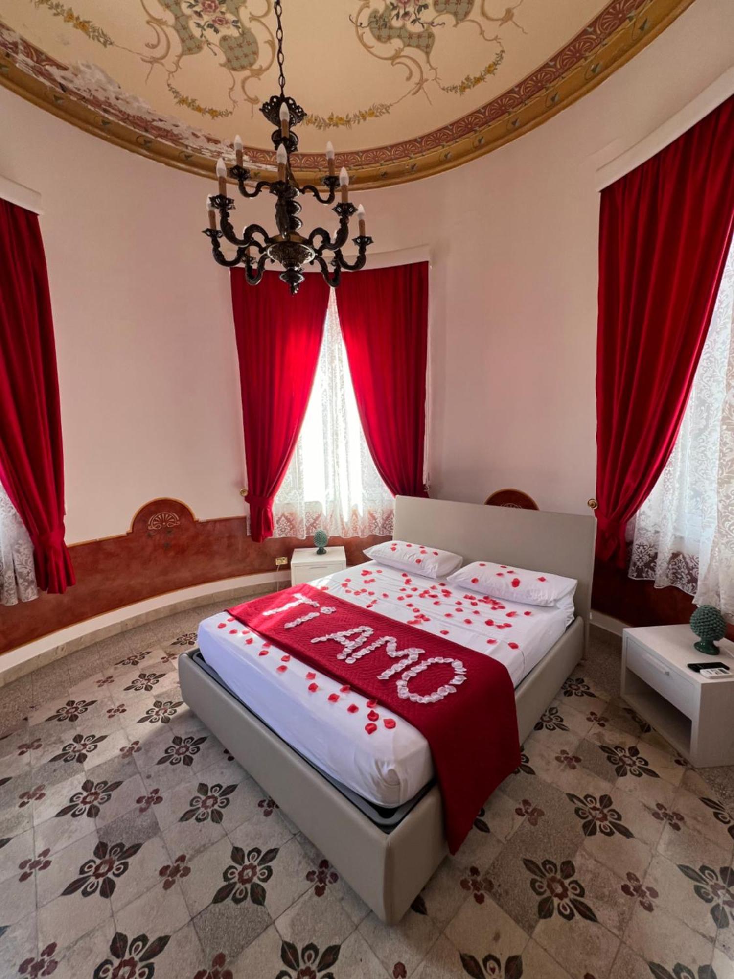 Il Siciliano Room'S & Suite Palermo Kültér fotó